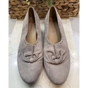 Hotter Donna Pumps Size 10 Vintage Style 2 Inch Heels Suede Beige Preowned